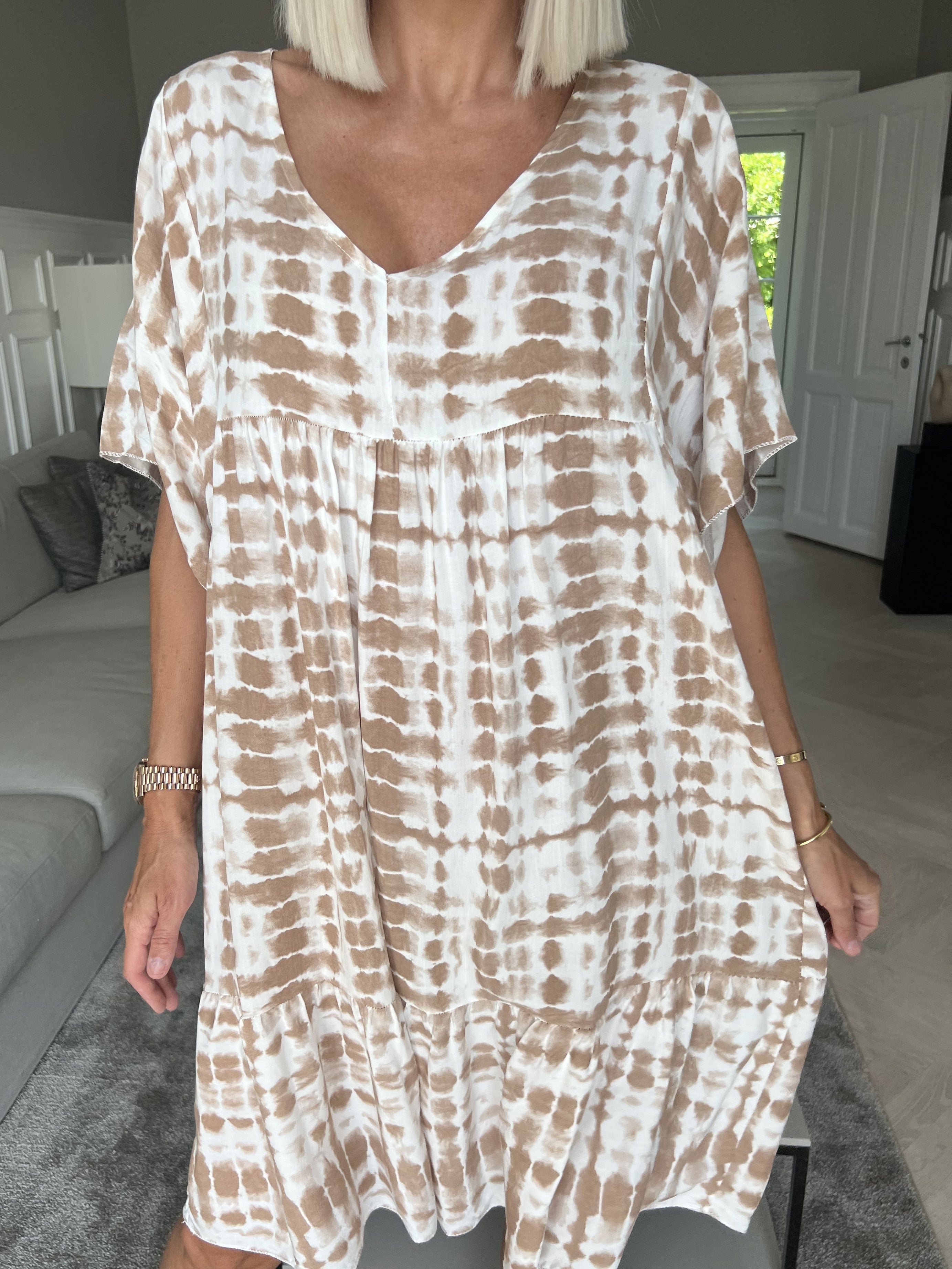 Amanza - Söt tunikaklänning i viskos med batikmönster - Pink